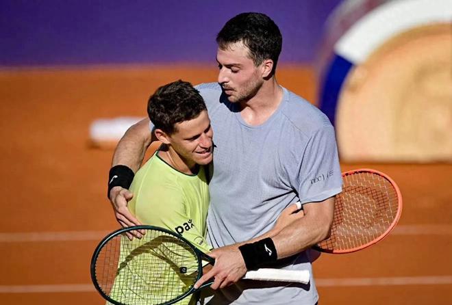 多哈站四强诞生！彭科为郑钦文复仇，袁悦与张帅备战迪拜站！