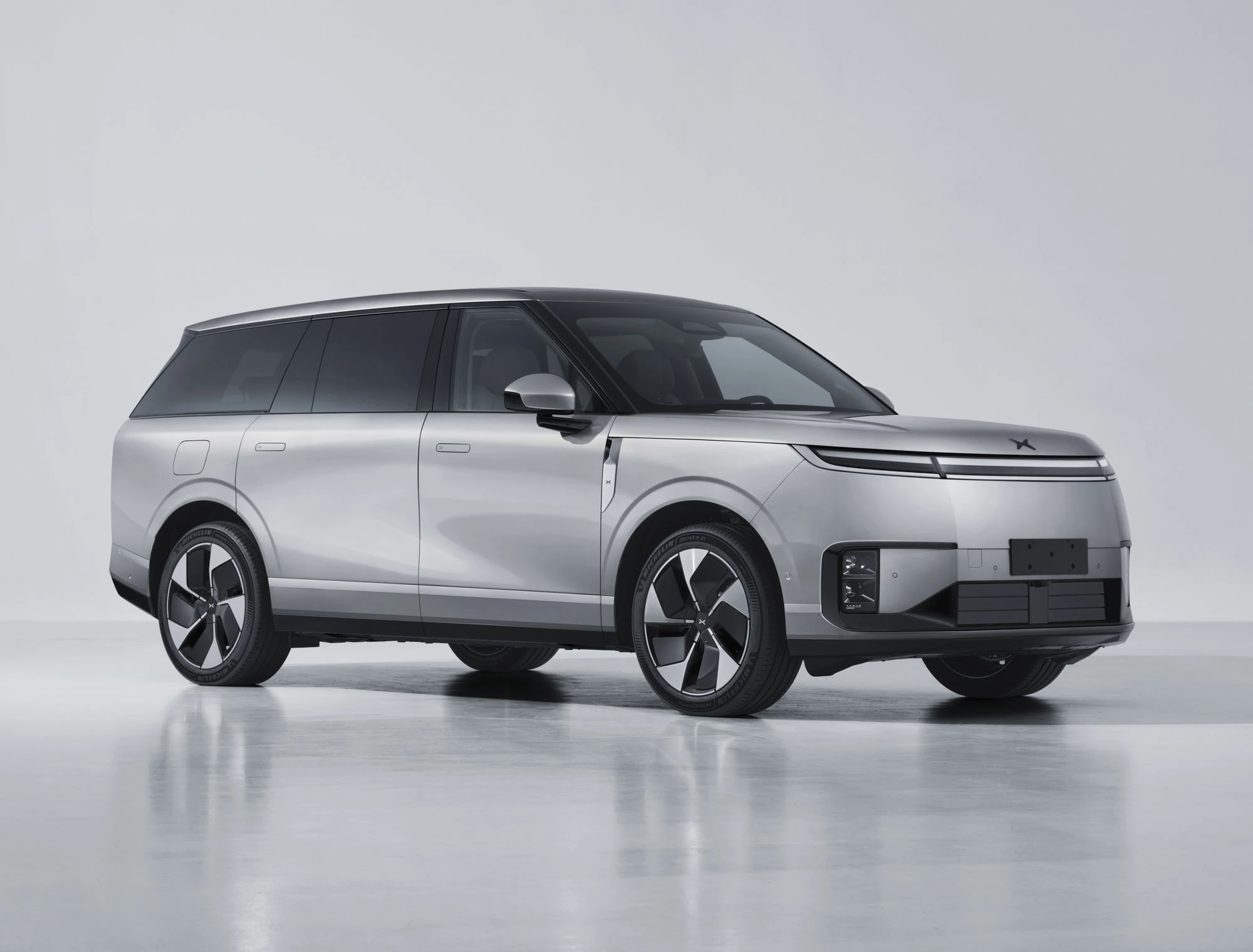 小鹏GX 申报图公布:旗下首款旗舰级大六座 SUV,双电机智能四驱