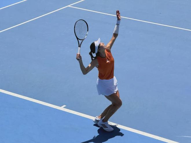 王欣瑜晋级克卢日·纳波卡八强，张帅豪取女双11连胜