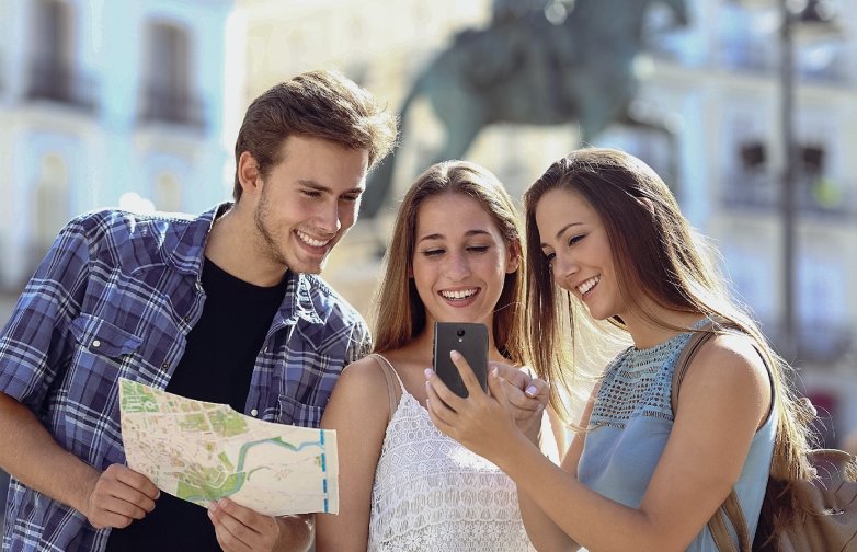 无网也能自然聊时空壶新T1重塑元旦跨境旅游沟通体验