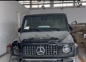 男子出借200万奔驰作婚车，被另一朋友驾驶连撞4车，对方以离婚没钱不愿赔偿