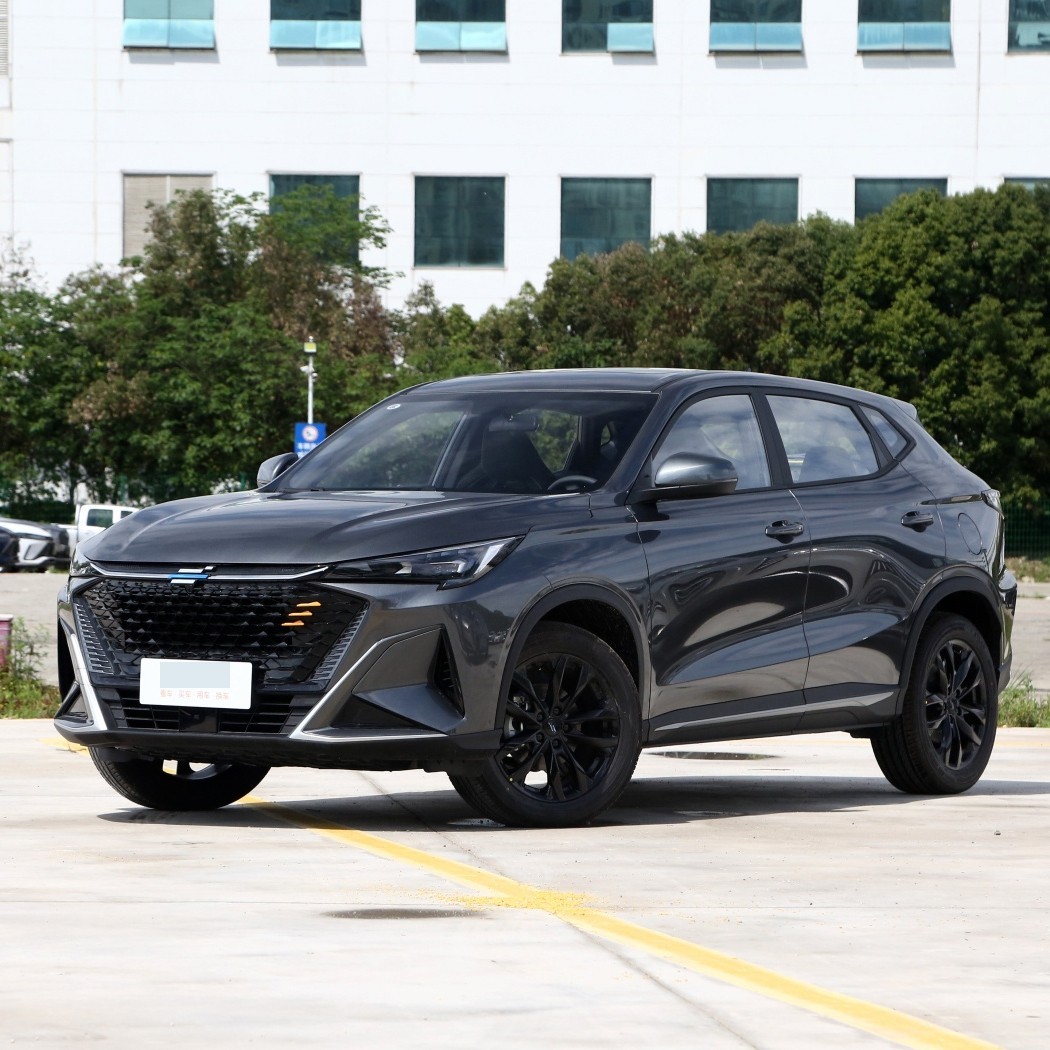 20万内三款热门紧凑SUV深度对比，哪款更适合你？