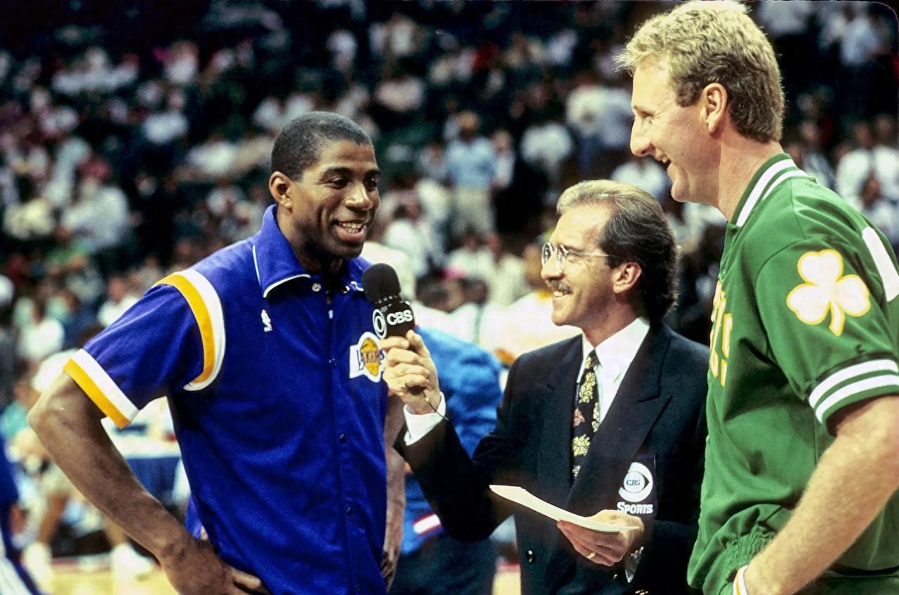 三分球演变历史，NBA是如何从没有三分到场均三分出手比例占50%