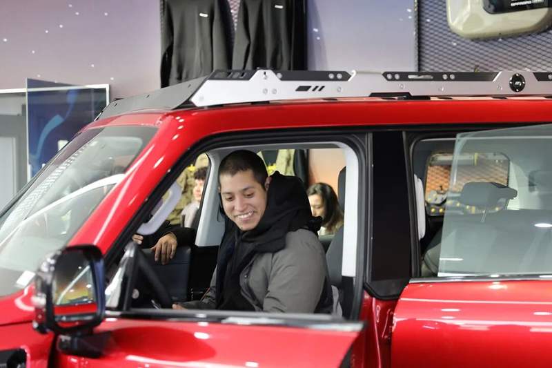 工厂变“乐园”！来这儿体验越野的澎湃