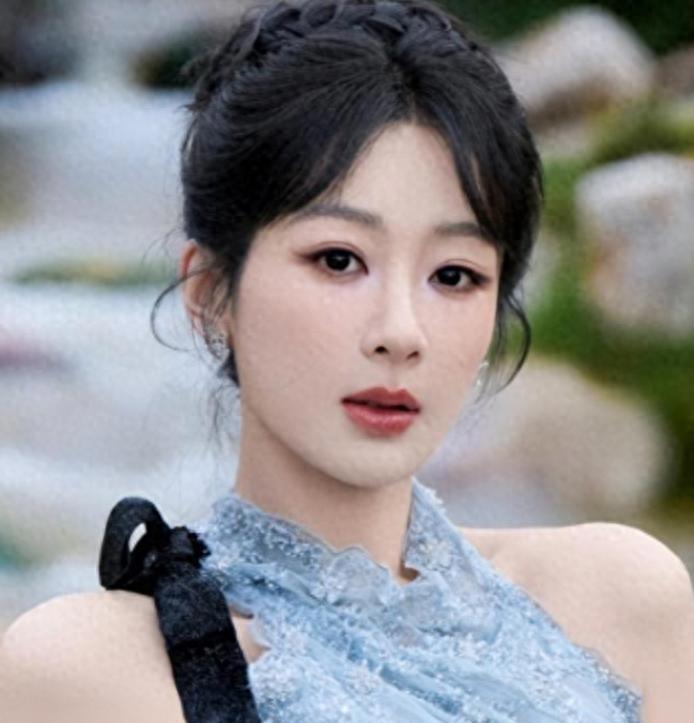 杨紫声誉大逆转,凭借的不是人气而是扎实的敬业精神