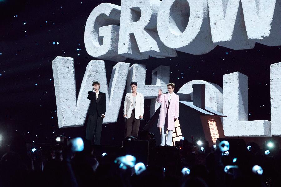 《声生不息·华流季》收官 那英孙楠搭档再唱《只要有你》