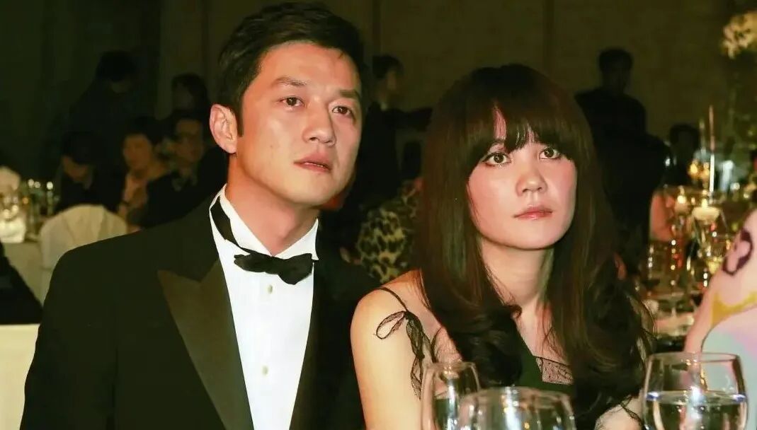 李亚鹏翻红，王菲挨骂