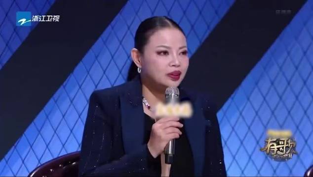 吉克隽逸回应行业团评价，称红不红不是工作