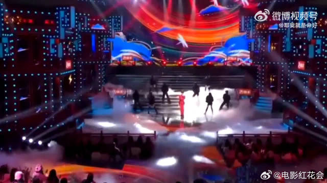 汪苏泷 + 辽宁春晚，这组合就是过年的味道！咱就说期待值已经拉到最高了！