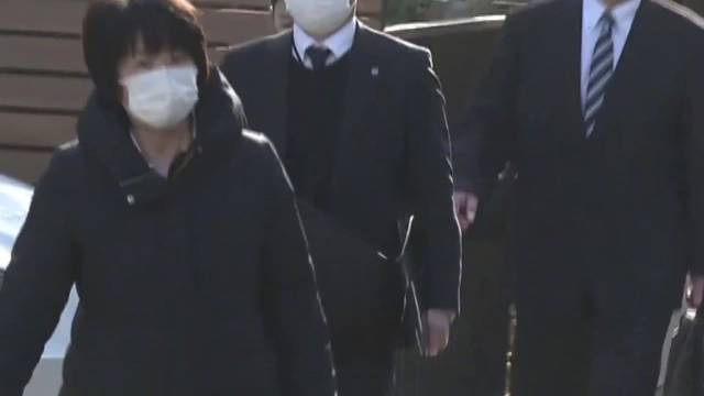 日本内阁公务车肇事全程没踩刹车日警方在肇事公务车司机住所查获毒品