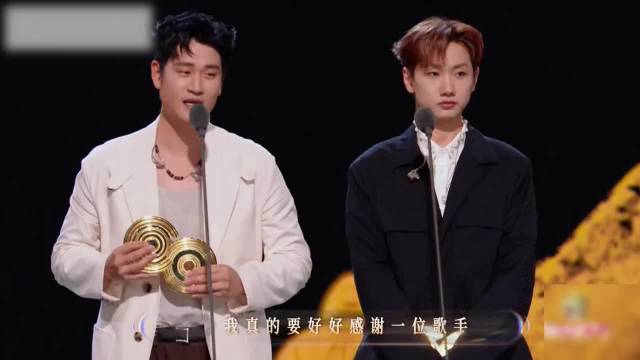 汪苏泷周兴哲互赞搭档默契，称彼此如浮木与大海