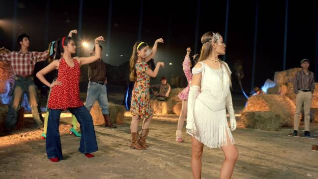 2026丝路春晚人马共舞 气韵相通