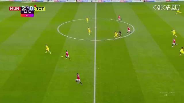 B费直接沮丧瘫倒！舍什科头球“回传”门将