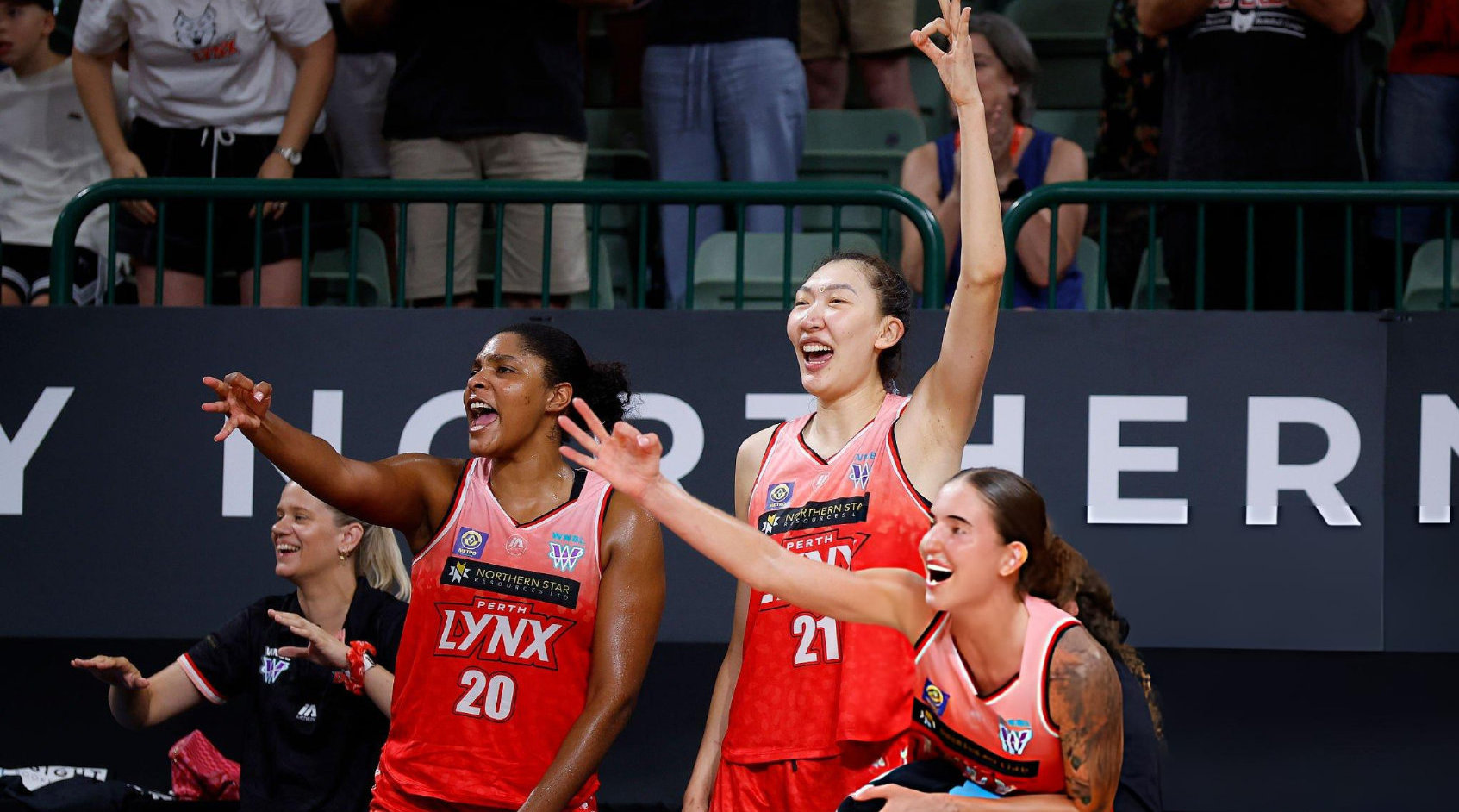 韩旭14+10+4+2+3率山猫轻取对手，正负值+26全场最高