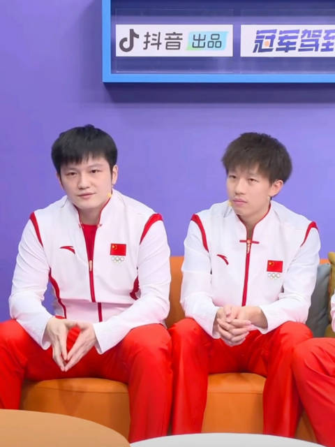 马龙赞樊振东如德约科维奇，东哥幽默回应显风趣