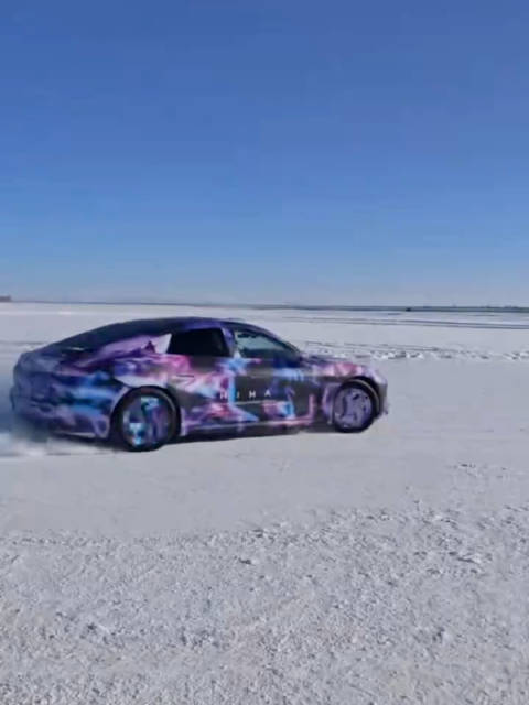 那些质疑尚界Z7冬测的黑子脸伸过来，这段漂移视频能让你们闭嘴不？