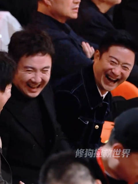 吴京沈腾黄渤微博之夜同台，春节档竞争引关注