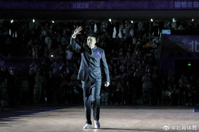 孙悦在北京首钢的球衣退役仪式具体在哪天举行？