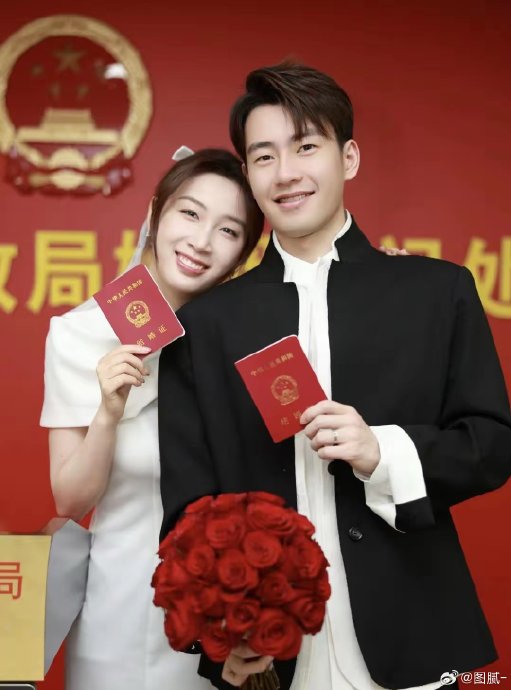 王昶钱天一修成正果！13:14卡点官宣领证，乒羽联姻甜度爆表