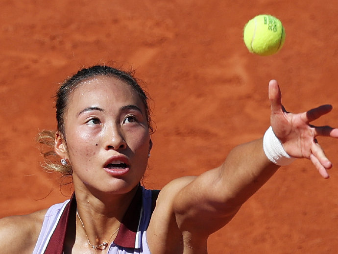 郑钦文目前的体能和竞技状态恢复到了什么水平，训练表现如何？