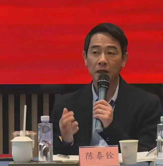 陈小春全家人的名字是否都进行了更改，具体改成了什么？