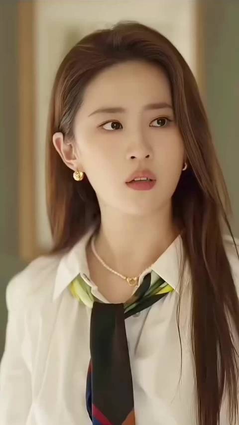 刘亦菲 迷人与微笑 主要是人美善