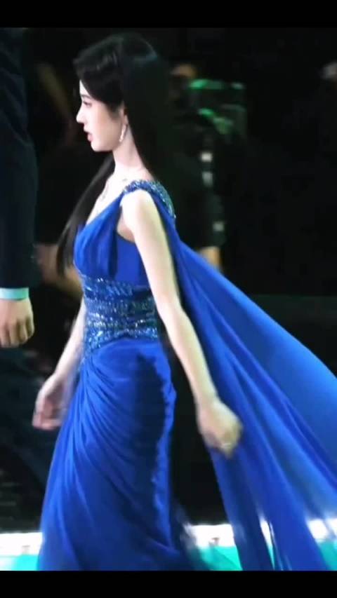 你只管往前走，背后有蜜橘，守护你