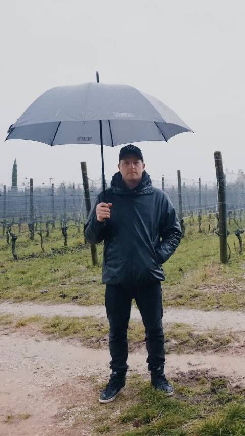 KIMI代言芬兰拖拉机了