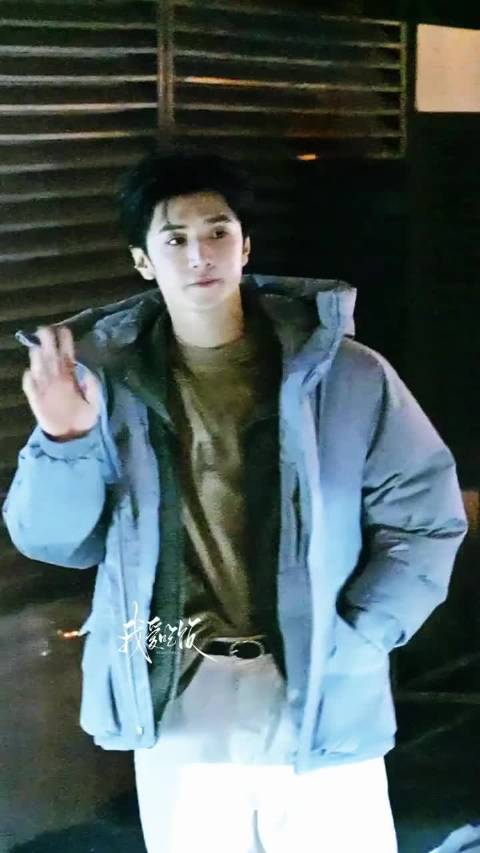 睡不着了 下班cr水印