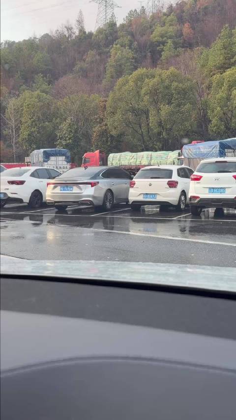 冰壶名将许静韬携手领克07EM-P开启智能出行新篇章