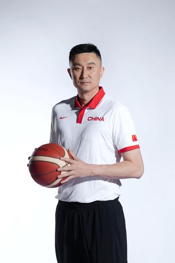 杜锋[cba广东宏远男篮主教练]