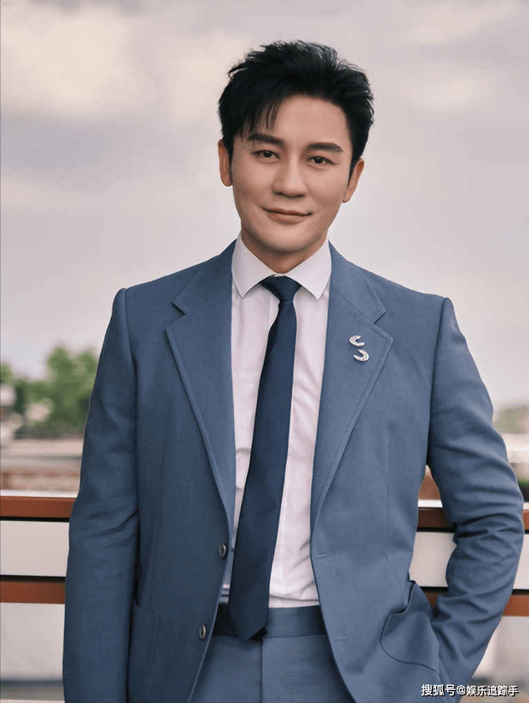 46岁李晨高调发声，“终于活过来了”，粉丝感叹人生逆转真精彩