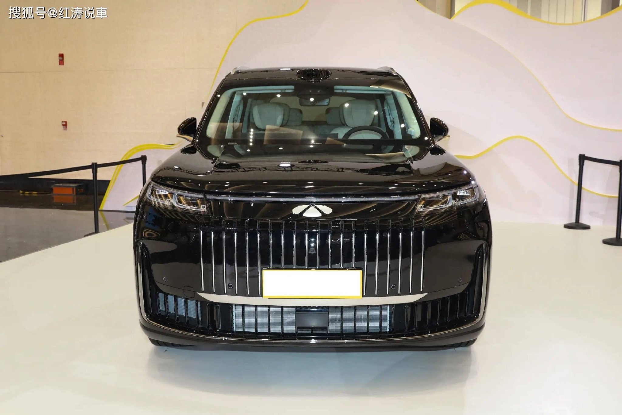 理想L9 Livis 版正式亮相,定义高端 SUV 新范式