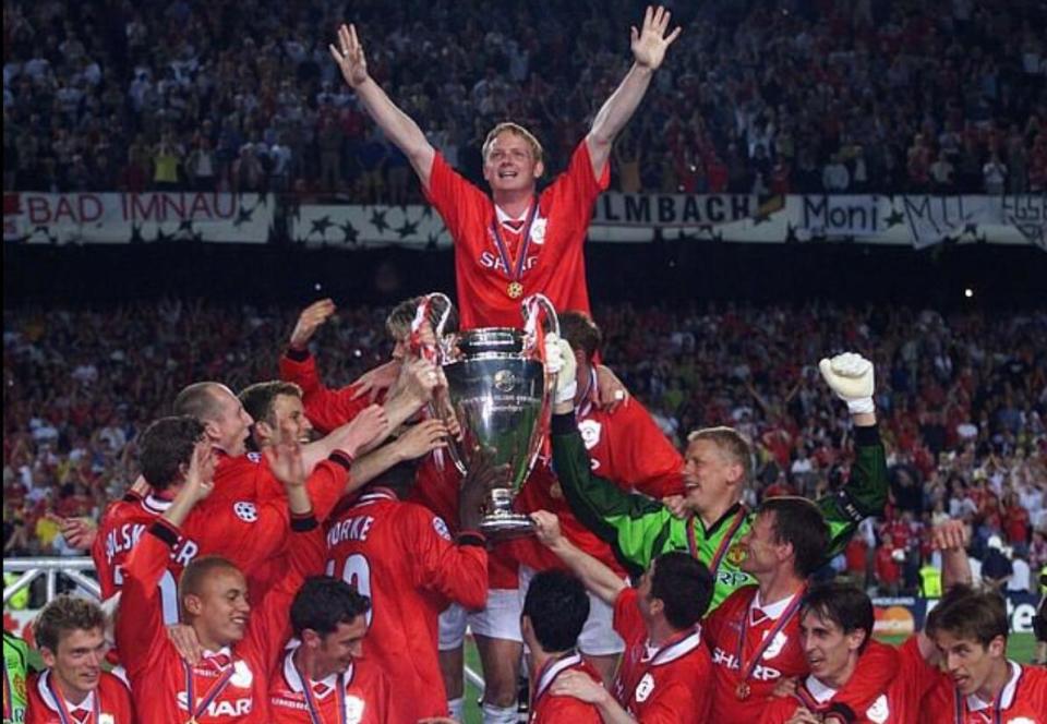 皇马废了天才！不会用就卖给曼联，人家当核心供着！