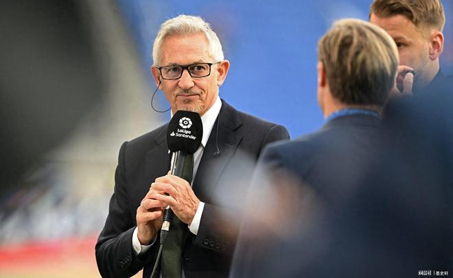 英超多队关注阿尔瓦雷斯，巴萨面临激烈竞争