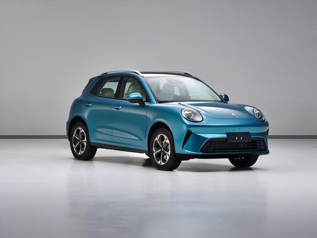 搭载1.5T发动机！长城欧拉5燃油版和混动版惊喜亮相