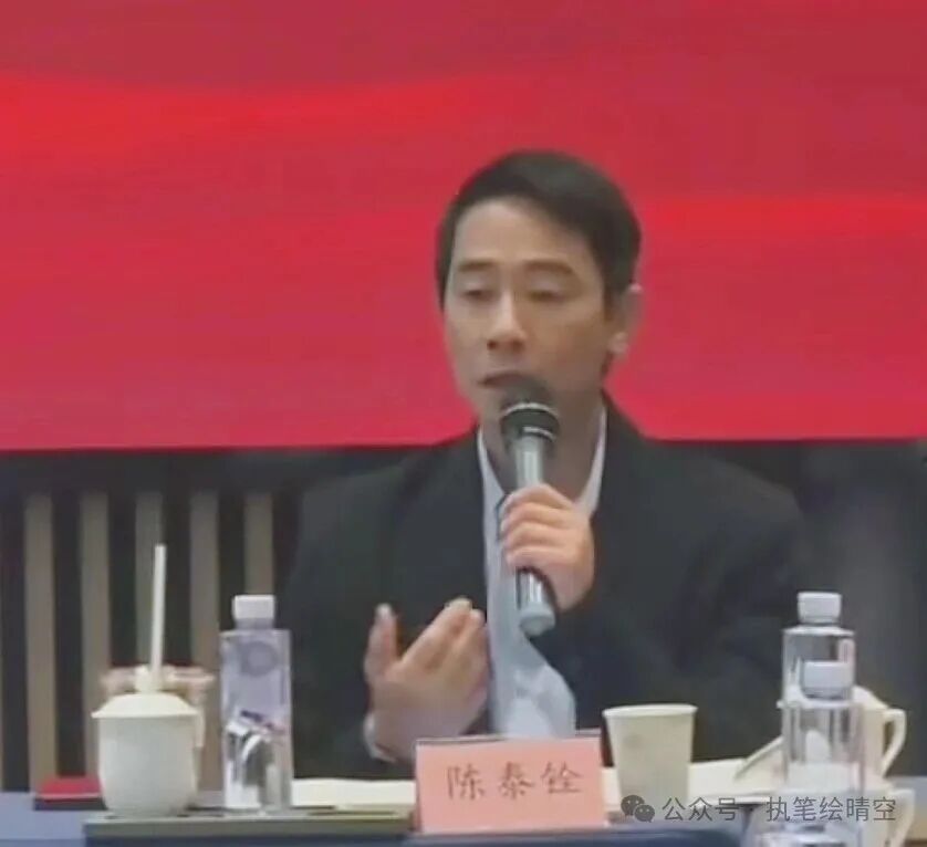 58岁陈小春改名陈泰铨:人到中年,别让过往的标签,困住余生的路