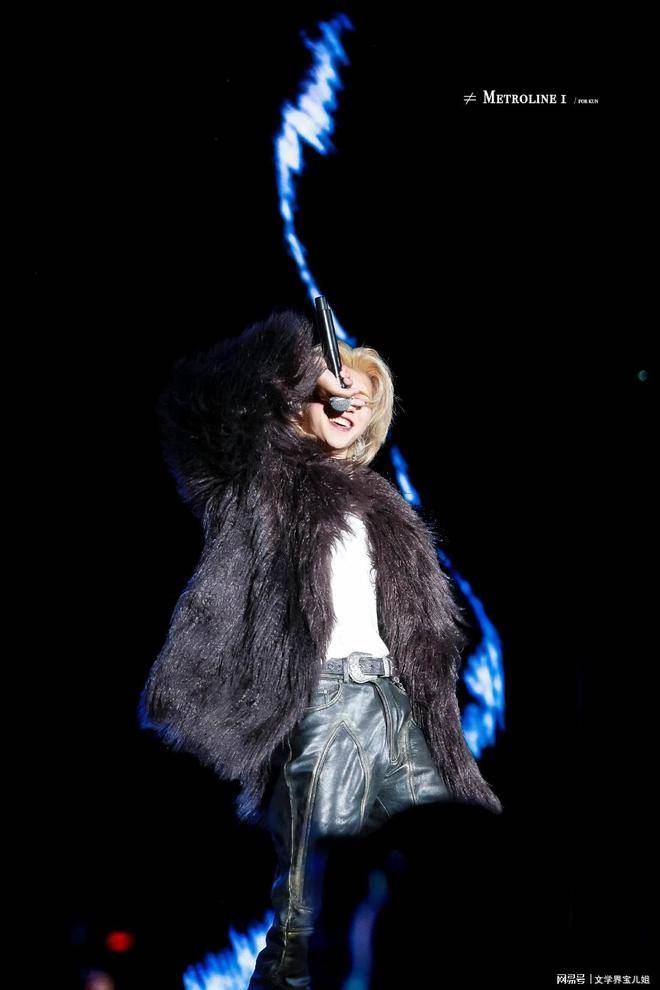 蔡徐坤新歌大获好评,MV西部风情值得剖析