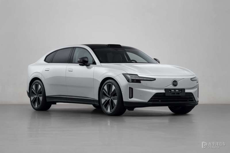 沃尔沃ES90申报图 纯电续航超700公里