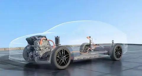 上了高速就会发现，600km不是纯电车的“黄金续航”！买车需谨慎