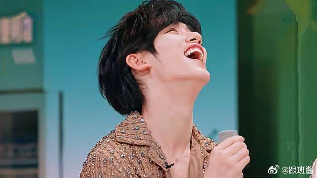 霸道总裁黄景瑜！被问为啥喜欢李雪琴，景瑜：需要理由？