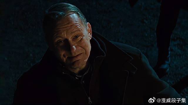 博士请求特工放人 博士却撒谎了，可还是让他将小伙带走