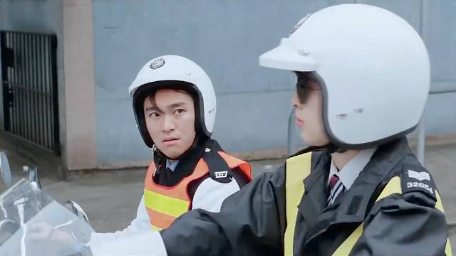 周星驰临场加戏看懵柯受良，主题曲选错差点被下架