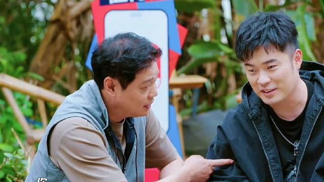 王宝强：一想到一会要说什么就想笑！ 哈哈哈哈哈