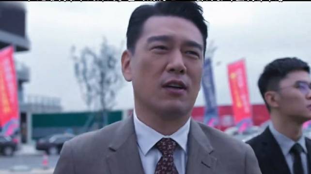 王耀庆双剧同播，《夜色正浓》精英气场全开