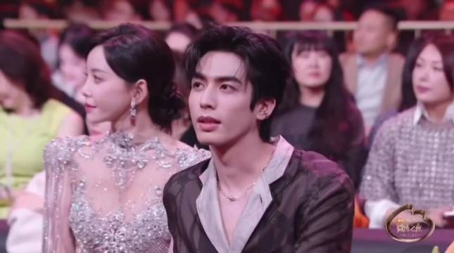 陈哲远宋威龙丁禹兮微博之夜表现自然真实