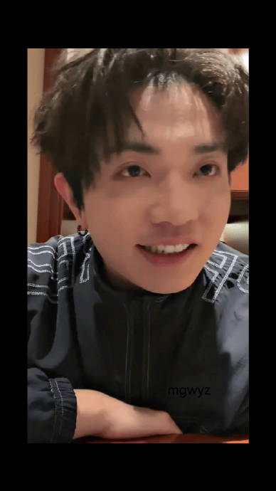 颜人中在南昌演唱会后台吃的拌粉为什么被吐槽“没灵魂”？