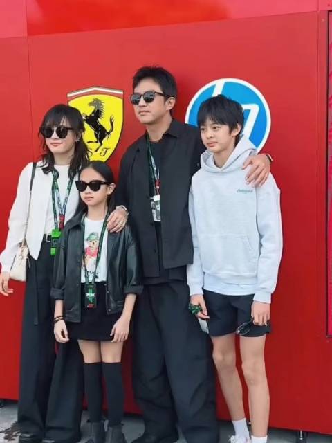 邓超孙俪子女年学费60万，亲力亲为陪伴成长