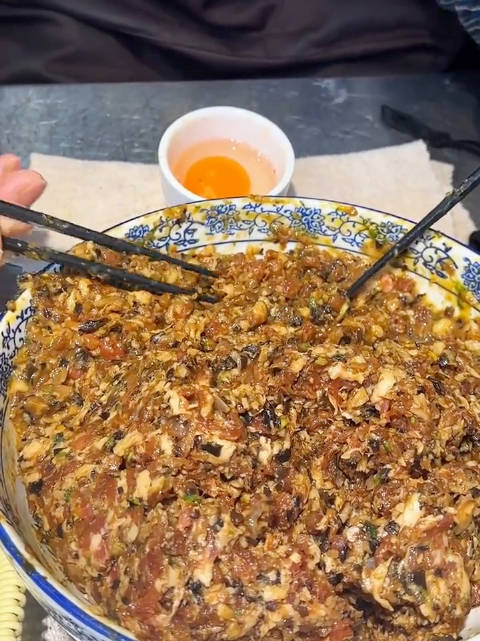 福建顺昌灌蛋非遗美食16元一个有点小贵但吃起来鲜香美味