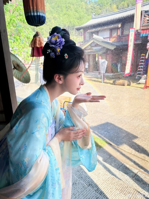 吴谨言新剧《江山为聘》预计什么时候播出，讲述什么故事？